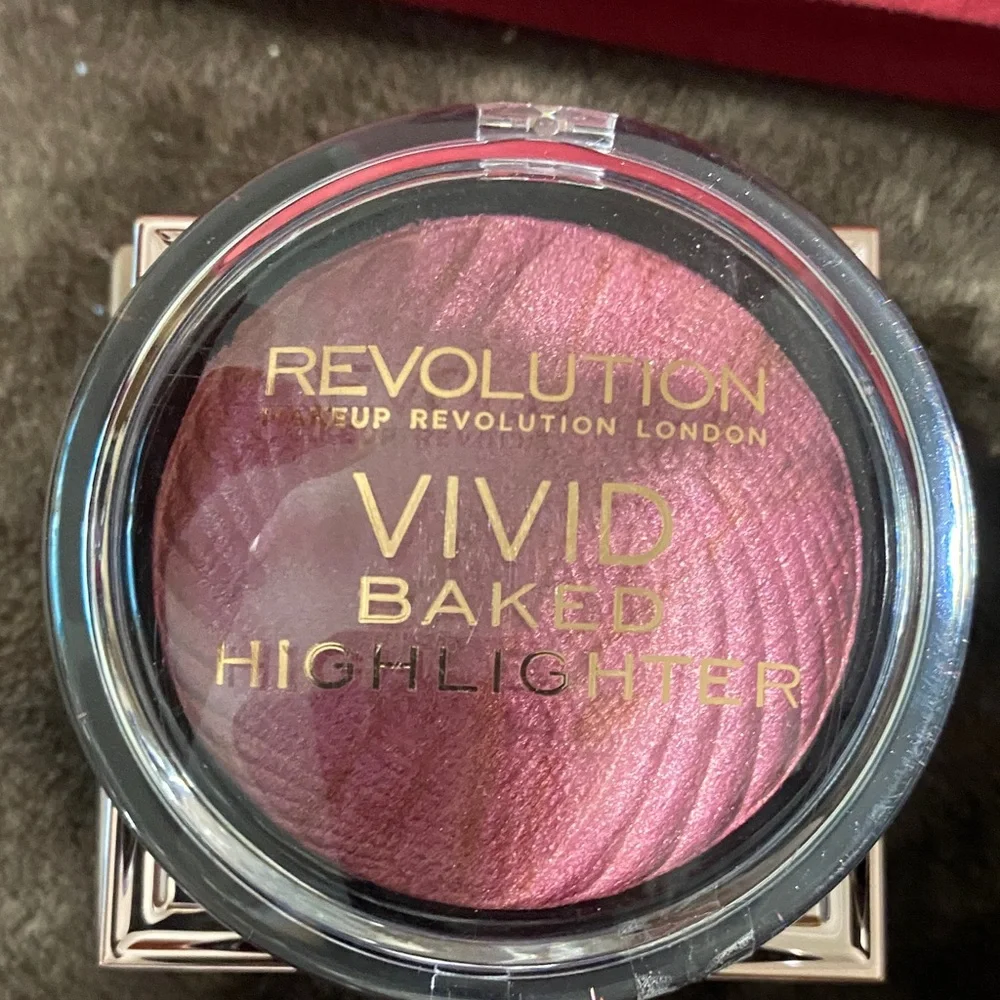 Revolution makeup set